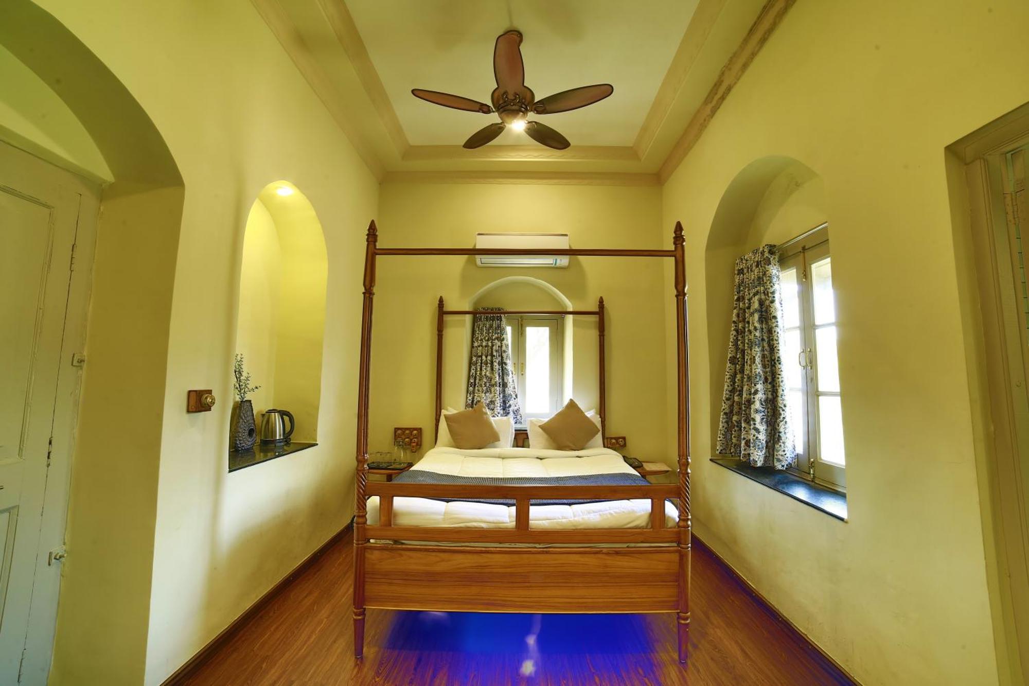 Briars Heritage Mount Abu Exterior photo